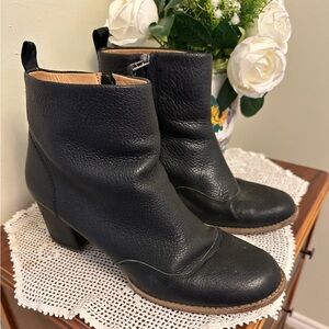 Bill Blass Black Leather Ankle Booties with Block Heel
